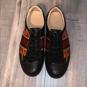 AUTHENTIC GUCCI ACE